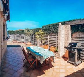 Agréable maison avec grande terrasse au calme